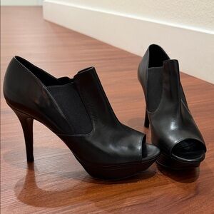 Vera Wang Lavender Elegant Black Peep-Toe Bootie Heels